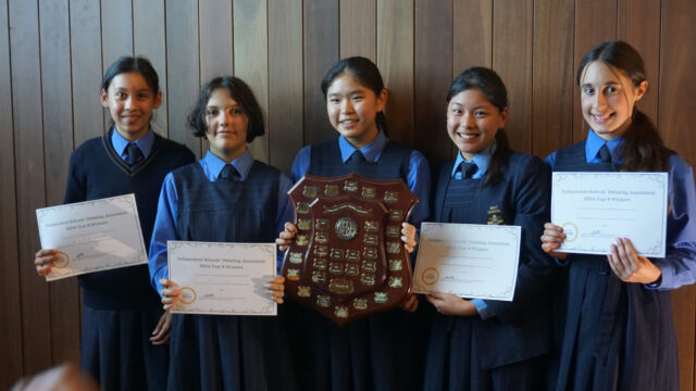 Year 8 Debaters Win ISDA Grand Final at MLC School