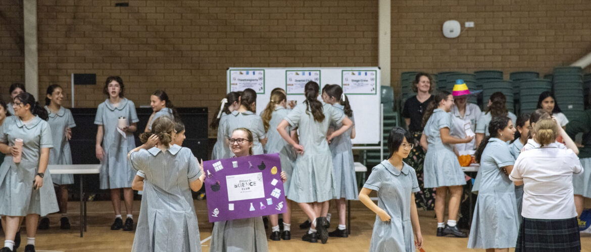 Clubs Showcase ‘Helping Students Connect and Thrive’