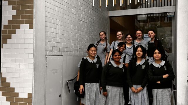 TexStyle: practical skills for students