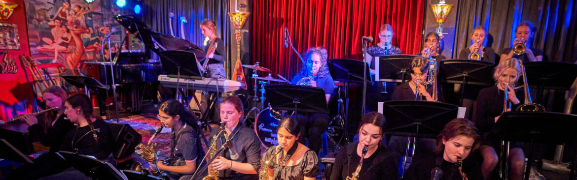 Groove @ Camelot Lounge 2021