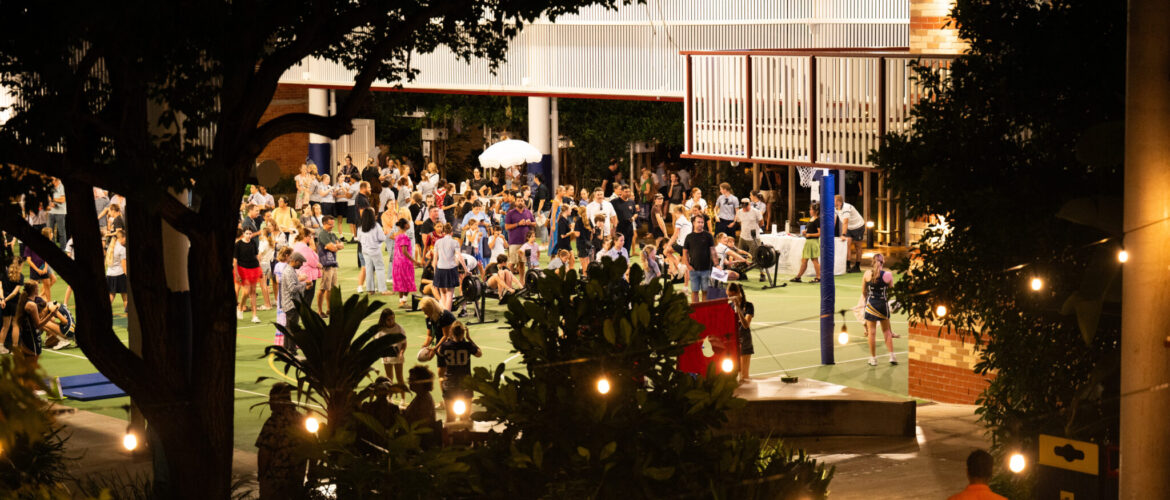 TWILIGHT OPEN EVENING