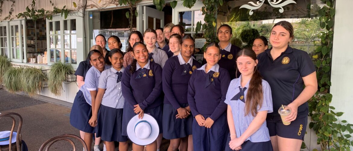 YEAR 12 CERTIFICATE III BUSINESS