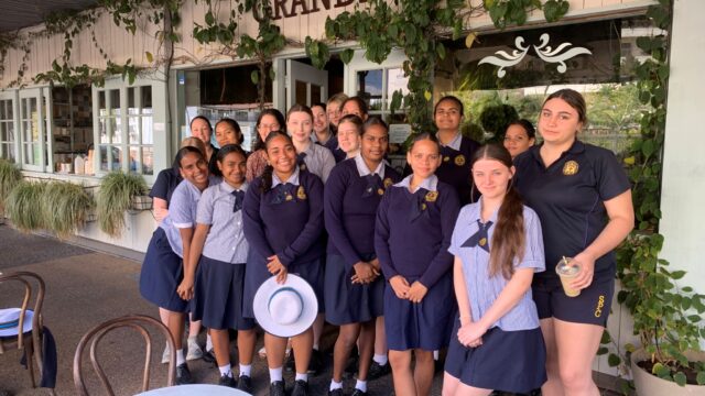 YEAR 12 CERTIFICATE III BUSINESS