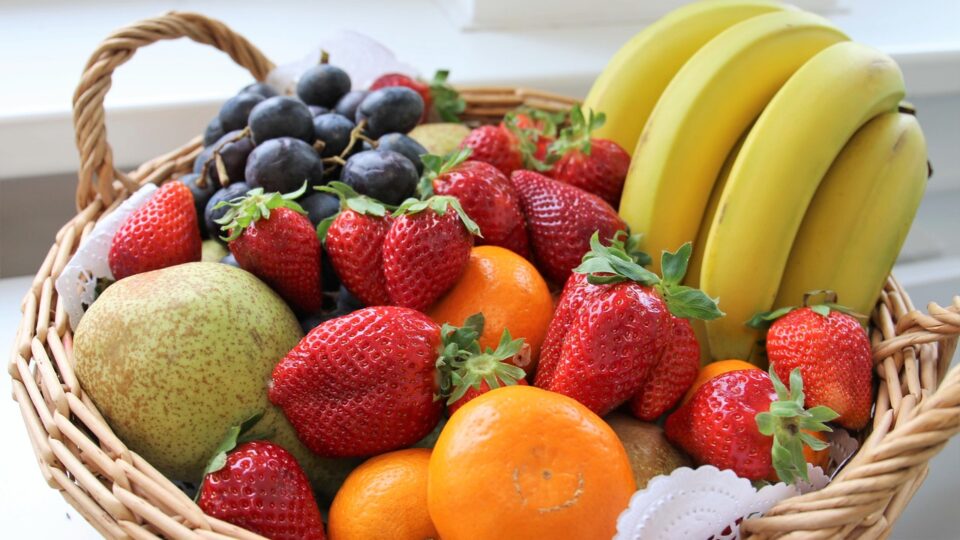 SRC – Fresh Fruit Friday