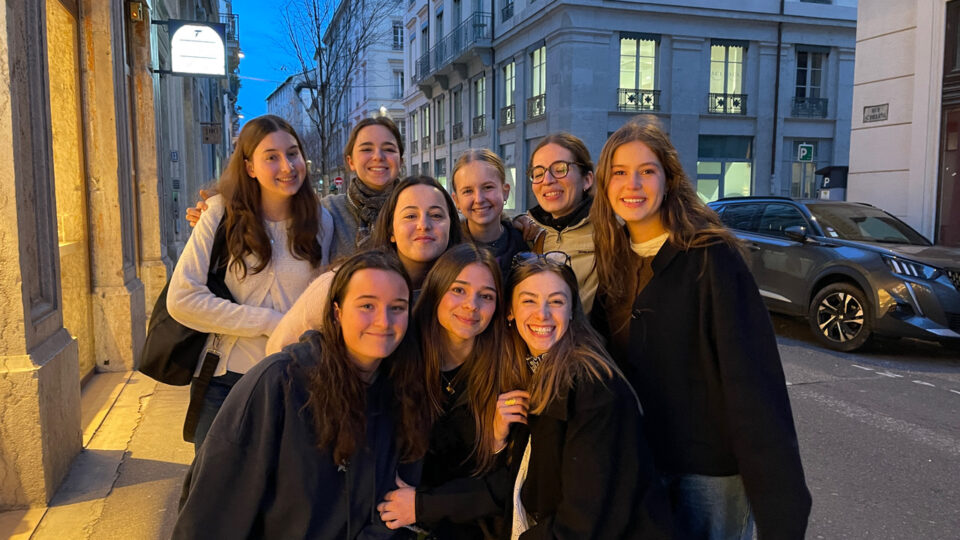 Five Year 10 students return from their exchange in France