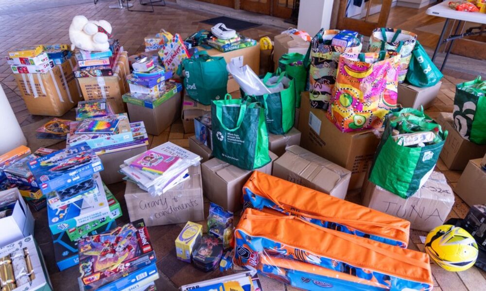 Toys ‘N’ Tucker Christmas Drive