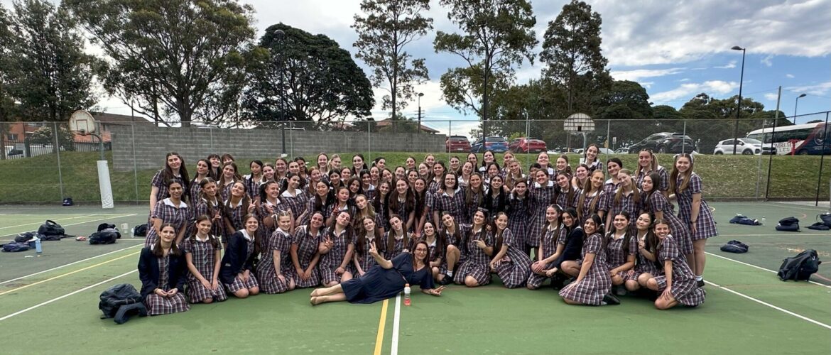 Class of 2025: Dodgeball game &#8211; Students v Teachers 19.9.25