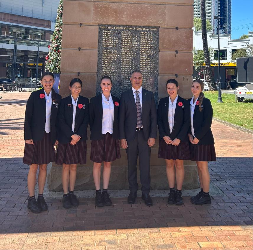 Santa Sabina College Remembrance Day commemorations