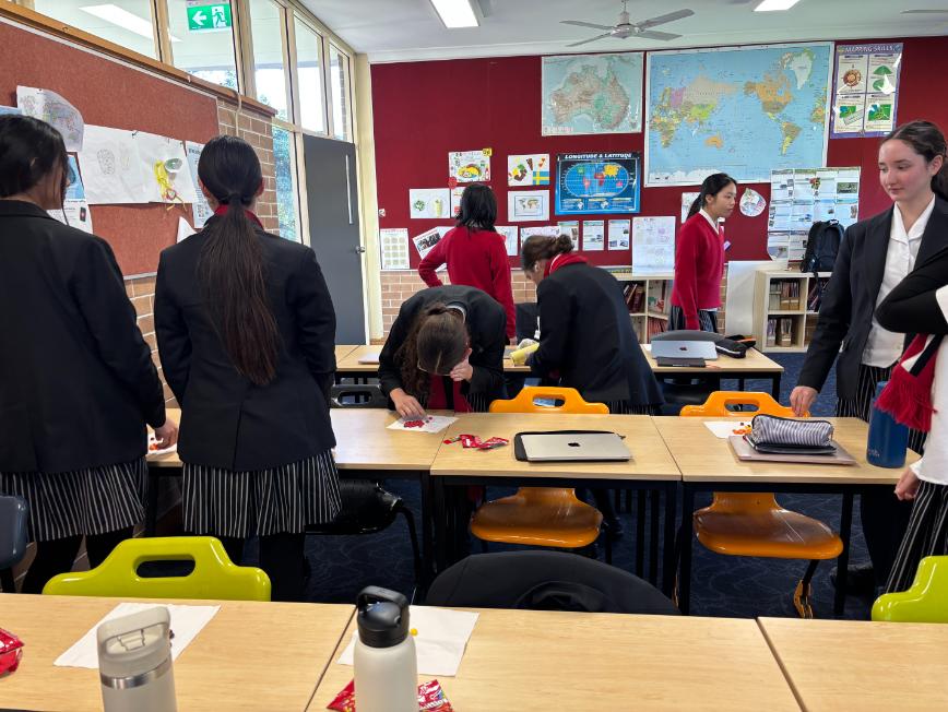 Critical thinking through creative learning in Commerce