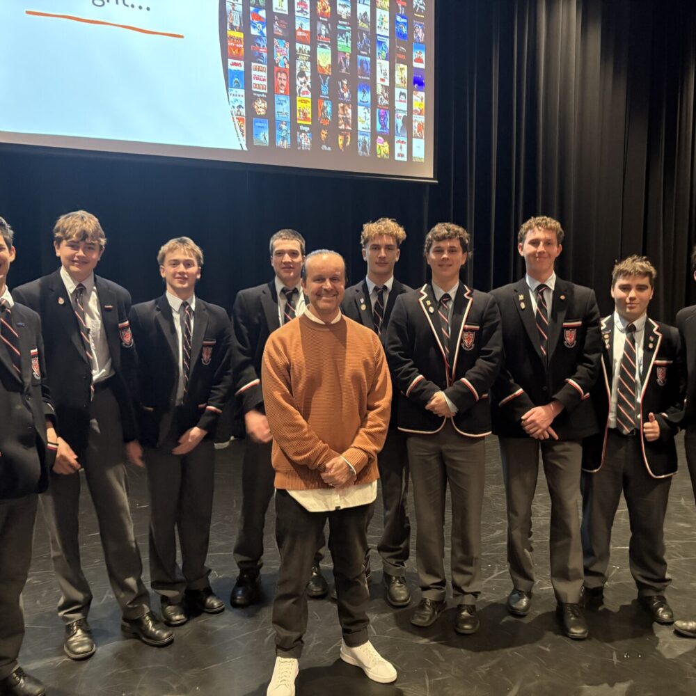 Old Cranbrookian Seamus Cloonan Visits IBDP English A: Language and Literature Students